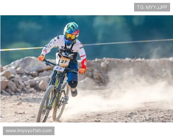 重庆极限运动队与上海极限运动队赛后复盘力量对决的精彩瞬间与反思