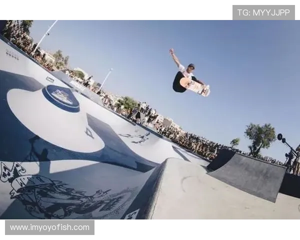 吴娜专访：从初学者到滑板高手的成长之路与心路历程分享